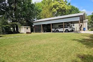 140 Donna S Pl, Wewahitchka, FL 32465 - Photo 3