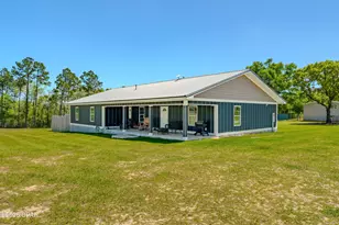 2089 Pike Pond Rd, Alford, FL 32420 - Photo 1