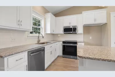 3215 E 2nd Plaza, Panama City, FL 32404 - Photo 7