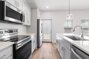 413 Raven Ln, Panama City, FL 32404 - Photo 11