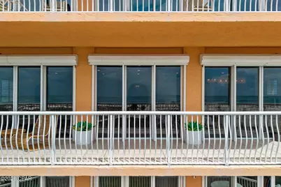 11270 Gulf Boulevard # 5, Treasure Island, FL  - Photo 3