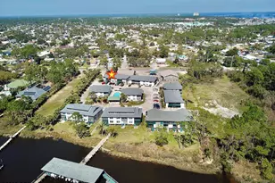 7813 N Lagoon Dr, Panama City Beach, FL 32408 - Photo 29