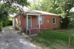 1114 Fairland Ave, Panama City, FL 32401 - Photo 1