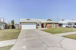 8107 Heritage Woods Ln, Panama City, FL 32404 - Photo 1