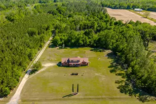 2537 El Bethel Church Rd, Grand Ridge, FL 32442 - Photo 3