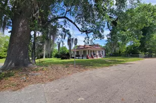 5282 Dothan St, Campbellton, FL 32426 - Photo 1