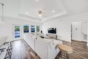 9129 Abba Ln, Panama City Beach, FL 32407 - Photo 7