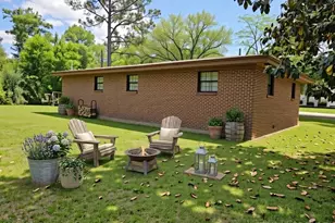 1304 Kay Ave, Chipley, FL 32428 - Photo 3