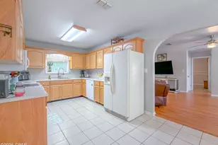 10733 NW Judy Dr, Bristol, FL 32321 - Photo 9