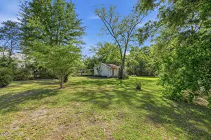 409 S Depot St, Bonifay, FL 32425 - Photo 5