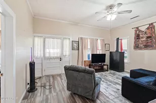 409 S Depot St, Bonifay, FL 32425 - Photo 11