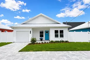 306 Jasmine Pl, Panama City Beach, FL 32413 - Photo 1