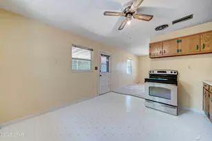 2100 W Norwood Dr, Panama City, FL 32405 - Photo 9