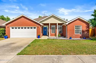 1113 N Haven Cir, Lynn Haven, FL 32444 - Photo 1