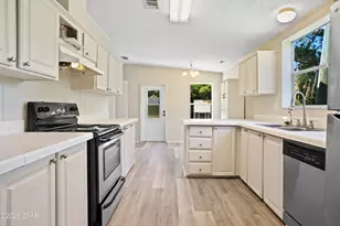 7868 Suellen St, Sneads, FL 32460 - Photo 11
