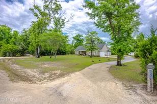 8904 Kingswood Rd, Southport, FL 32409 - Photo 9