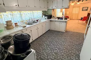 5373 8th St, Malone, FL 32445 - Photo 11