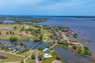 1918 Country Club Dr, Lynn Haven, FL 32444 - Photo 83