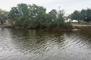 1227 Capri Dr, Panama City, FL 32405 - Photo 7
