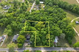 5371 Florida St, Graceville, FL 32440 - Photo 1