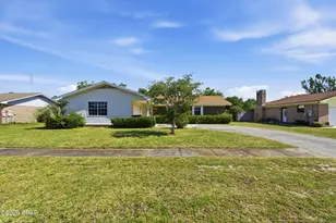 320 Alexander Dr, Lynn Haven, FL 32444 - Photo 3
