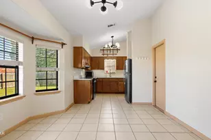 2904 Gallagher Dr, Panama City, FL 32405 - Photo 9