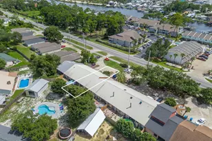 8504 N Lagoon Dr, Panama City, FL 32408 - Photo 27