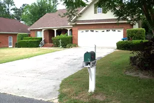 2549 Woods View Dr, Marianna, FL 32446 - Photo 3
