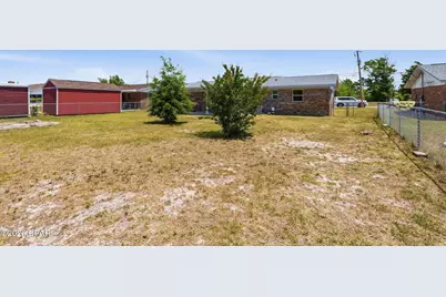2020 Greenbriar Boulevard, Lynn Haven, FL 32444 - Photo 31