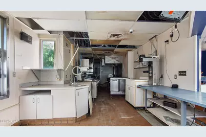 20077 E Central Avenue, Blountstown, FL 32424 - Photo 13