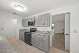 1812 Airport Cir, Panama City, FL 32405 - Photo 13