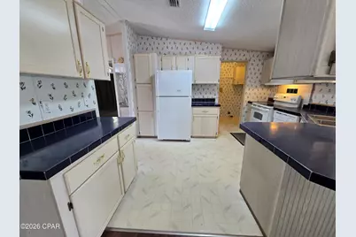 610 Lagoon Oaks Circle, Panama City, FL 32408 - Photo 5