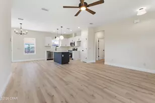 225 W 13th St, Panama City, FL 32401 - Photo 17
