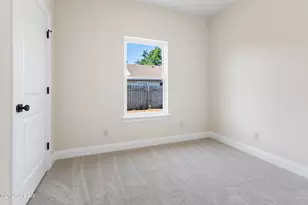 225 W 13th St, Panama City, FL 32401 - Photo 21