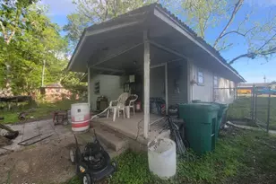1352 Watts Ave, Chipley, FL 32428 - Photo 15