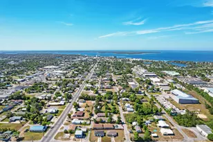 229 W 13th St, Panama City, FL 32401 - Photo 23