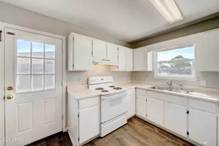 3720 Burnham Way, Panama City, FL 32405 - Photo 7