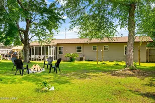 406 W 18th Plaza, Lynn Haven, FL 32444 - Photo 27