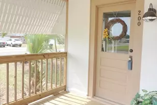 200 E 5th St, Lynn Haven, FL 32444 - Photo 9