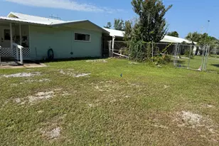 3911 E 11th St, Panama City, FL 32404 - Photo 13