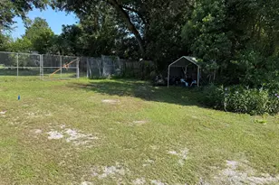 3911 E 11th St, Panama City, FL 32404 - Photo 9