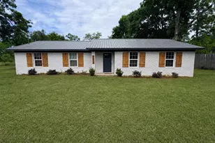 5455 11th St, Malone, FL 32445 - Photo 1