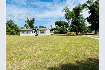 4899 Davis Drive, Marianna, FL 32446 - Photo 1