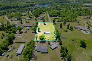 4899 Davis Dr, Marianna, FL 32446 - Photo 9