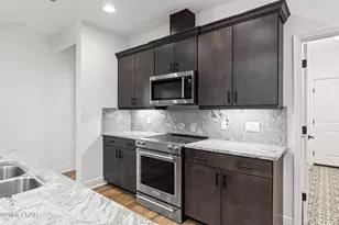 8357 Fins Up Ct, Panama City Beach, FL 32413 - Photo 11
