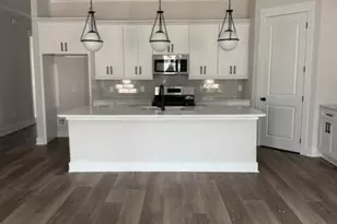 2909 W 27th Ct, Panama City, FL 32405 - Photo 5