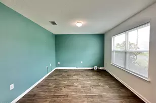 109 Merrion Rd, Southport, FL 32409 - Photo 3