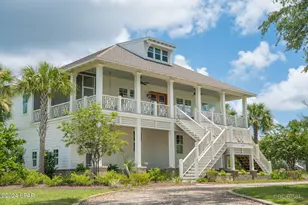 107 Dupont Dr, Port Saint Joe, FL 32456 - Photo 1