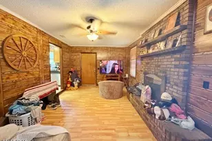 698 Bradley Ln, Chipley, FL 32428 - Photo 7