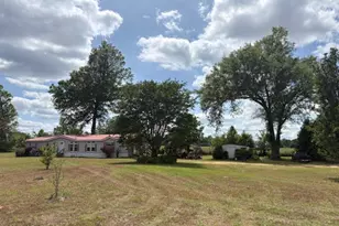 2912 Rock Btm Dr, Cottondale, FL 32431 - Photo 17